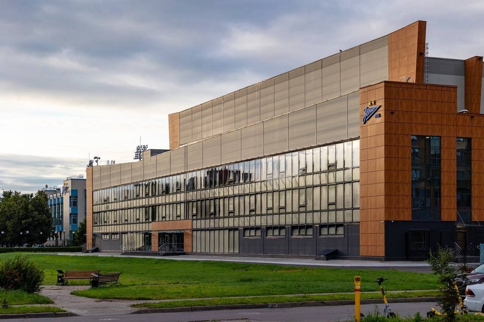    Новый манеж позволит командам академии проводить тренировки и матчи круглый год. Фото: t.me/fczenit