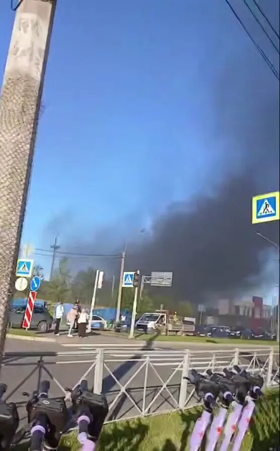    Фото: стоп-кадр видео из телеграм-канала «ДТП и ЧП СПб»