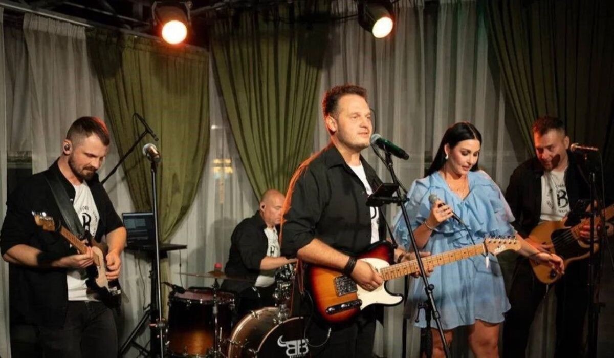     В Смоленске состоялся благотворительный концерт в поддержку приюта «Верность». Источник: «Инсайт Люди» Автор фото: Продюсерский центр «Инсайт Люди»