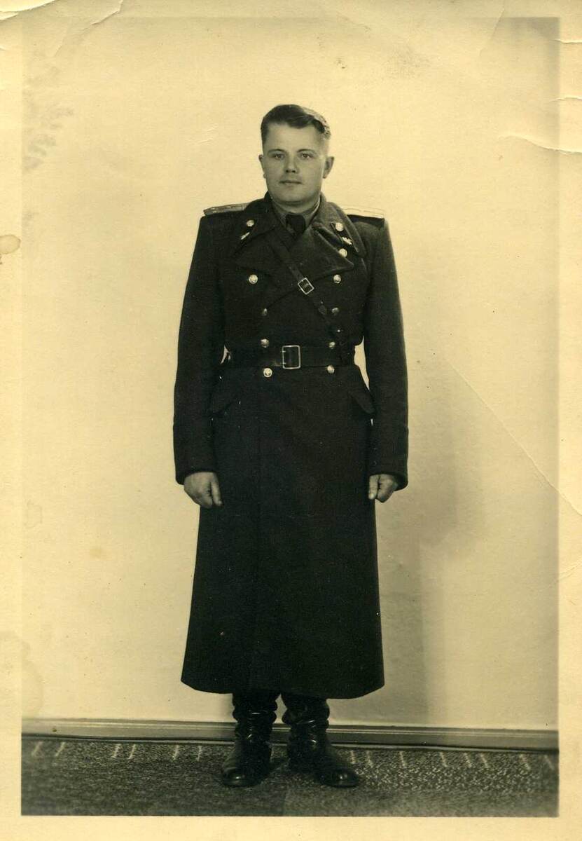 Папа Евгений Николаевич 