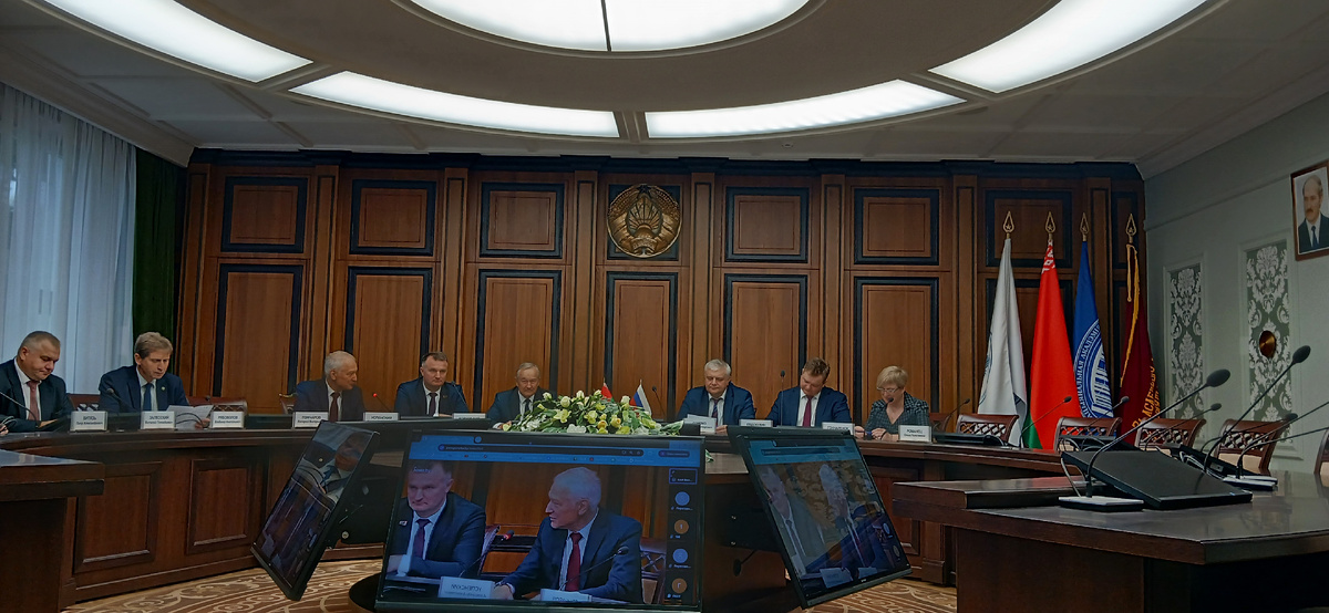 Как попасть в «закрытый клуб» (Тактика бокового входа)