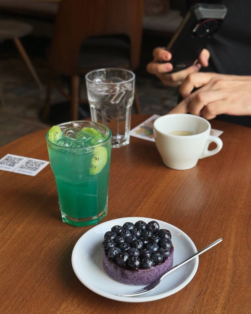 Переделал готовую открытку только в сентябре.