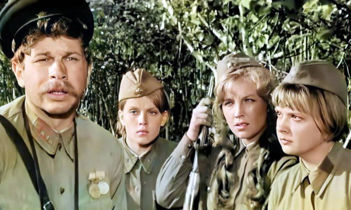 Кадр из фильма "А зори здесь тихие"