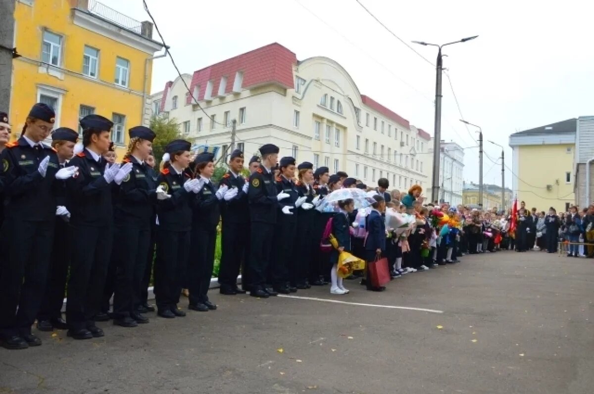    В тверские школы 1 сентября пошли более 5 тысяч первоклассников