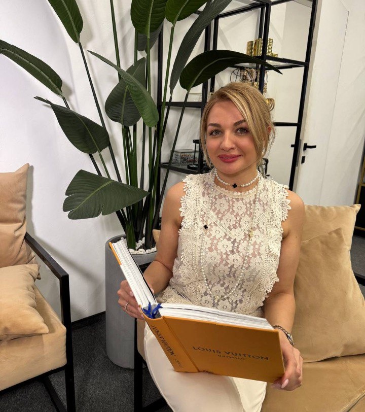 стилист‑визажист Назели Айрапетян