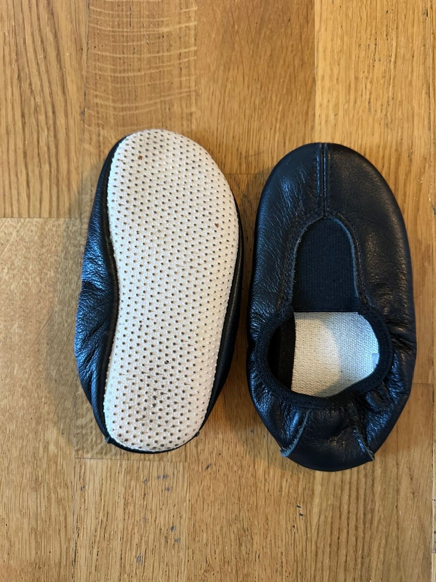 Это вот старые чешки. Мне нравится, что не спадают с ноги.