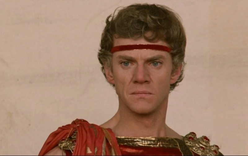 Самый известный кино-Калигула - Малькольм Макдауэлл.