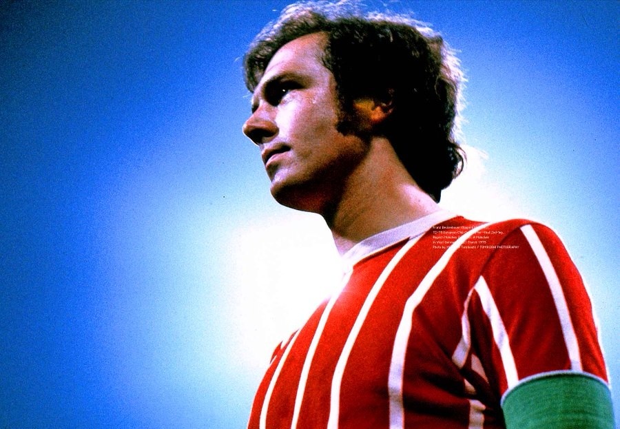 Молодой Франц Беккенбауэр славился не только игрой в защите - он ещё и забивал