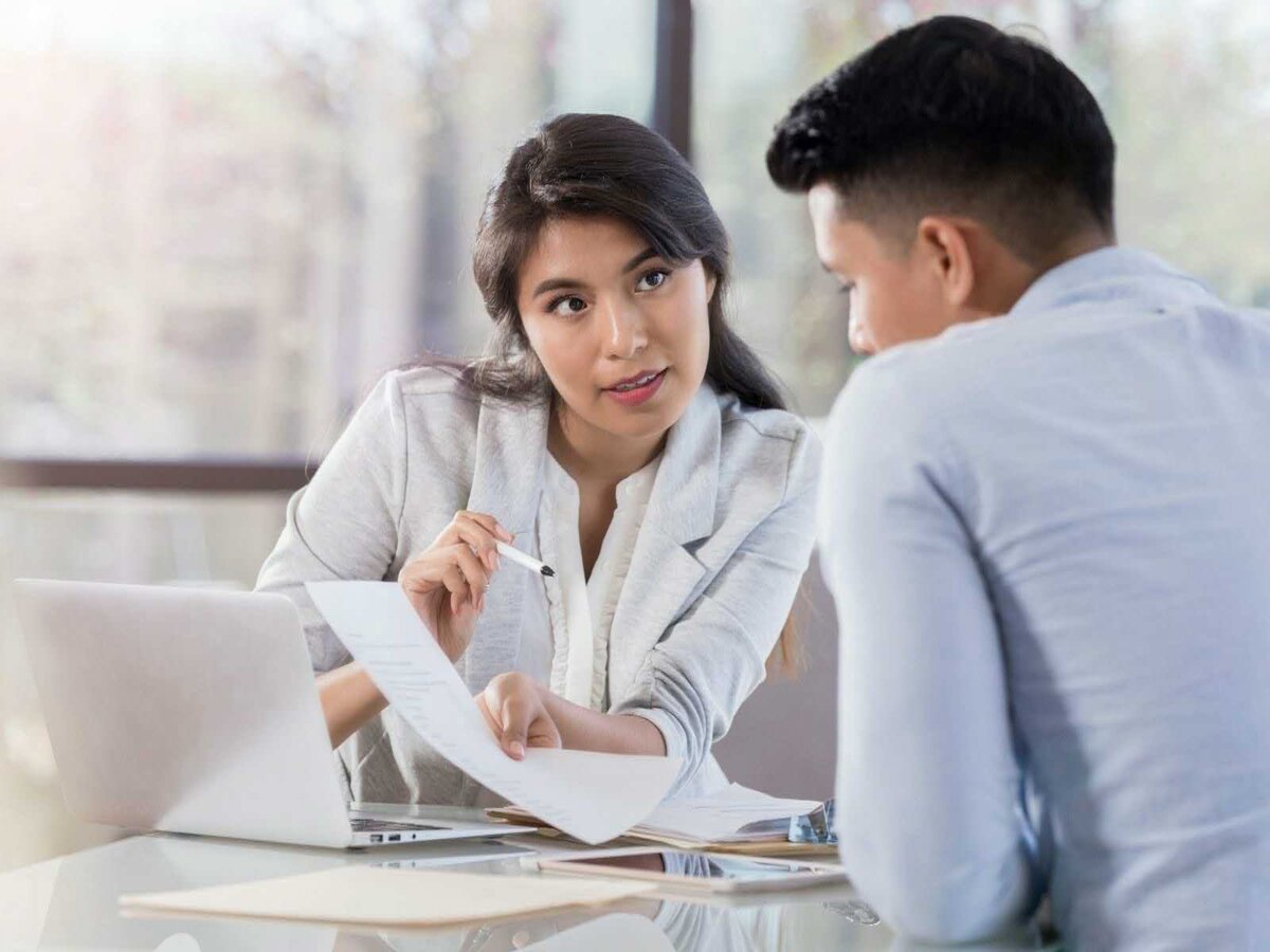 Заходим в аккаунт к продавцу и нажимаем на отзывы