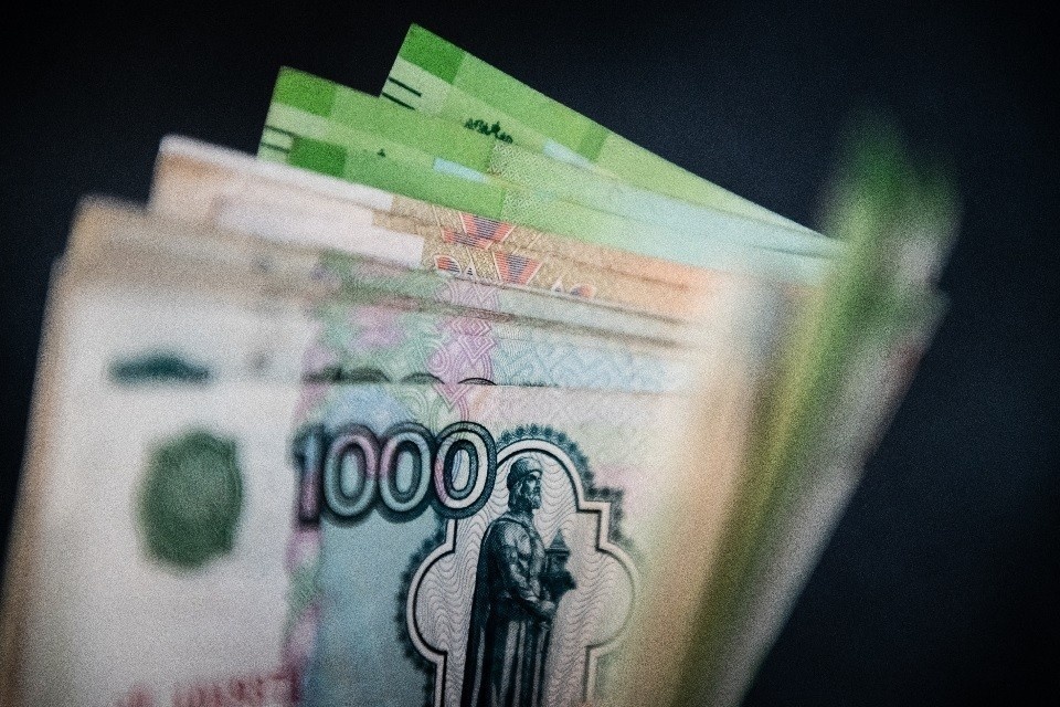    В Госдуме хотят установить солидарный налог на денежное состояние Shutterstock