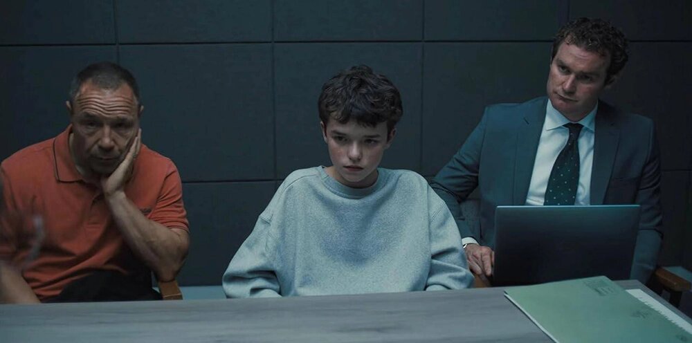    Кадр из сериала «Переходный возраст» (2025)