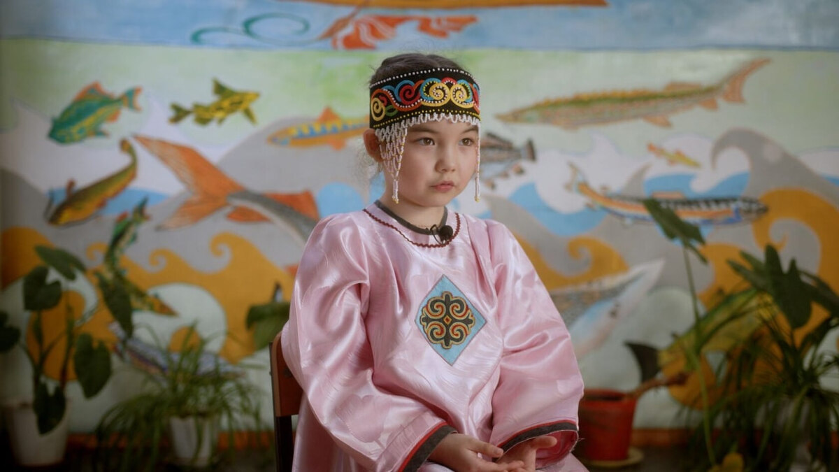    Кадр из фильма «Нани - дети земли»