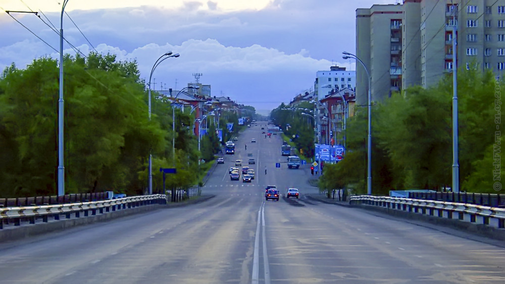 1. Красноармейская вид с моста... © NickFW.ru — 21.07.2001г.