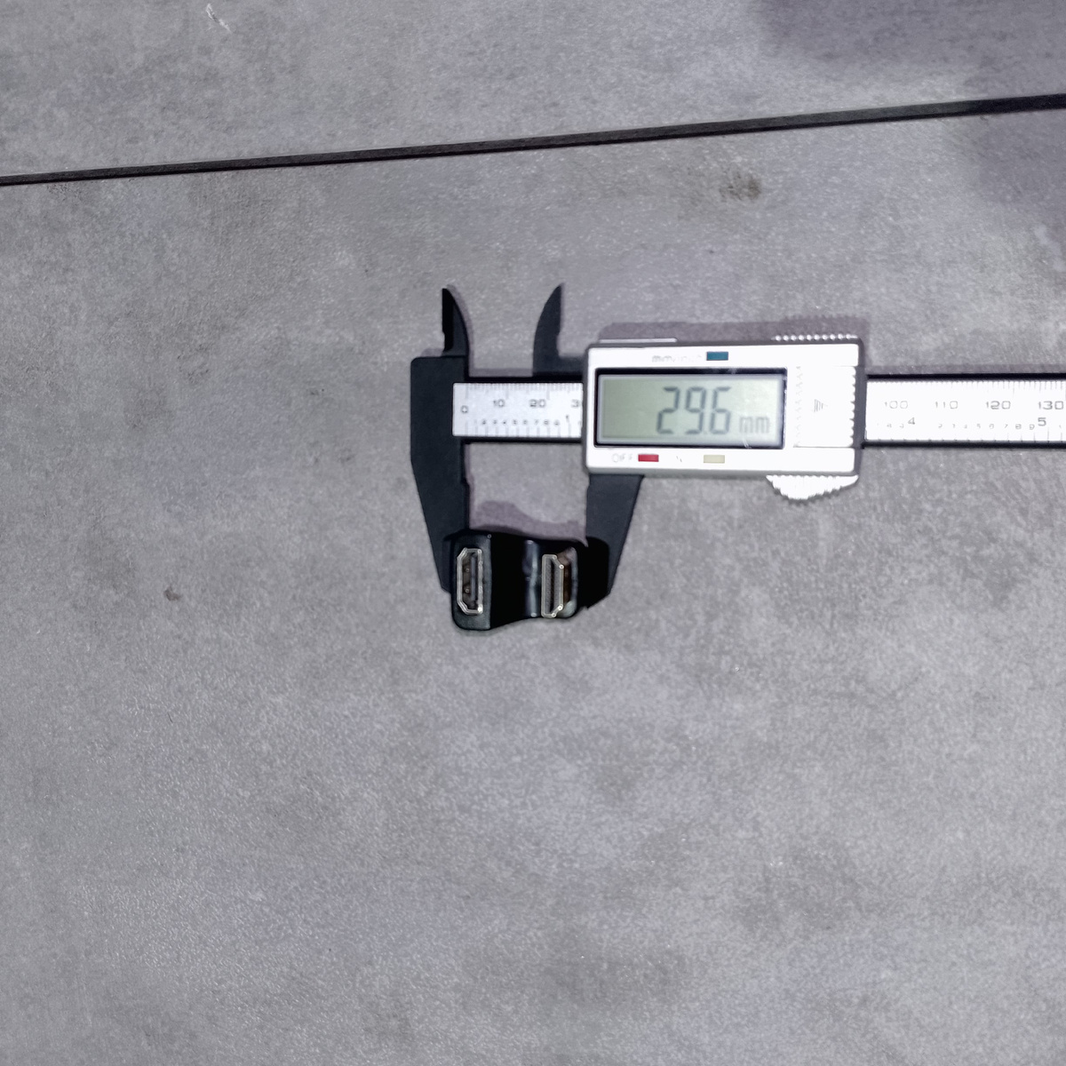 HDMI-переходник (extender): защита разъёма и удобство подключения 🔗💻