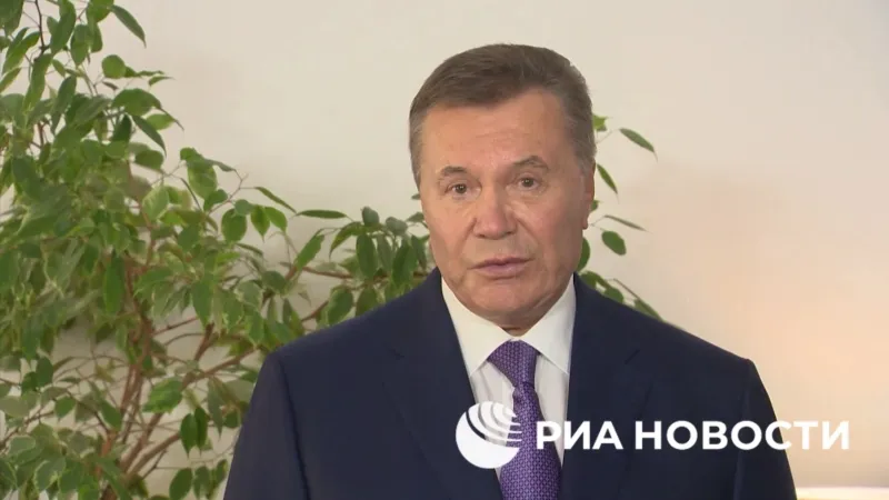 Янукович осудил НАТО: поздно, но громко. Фото:
Скриншот из видео РИА Новости