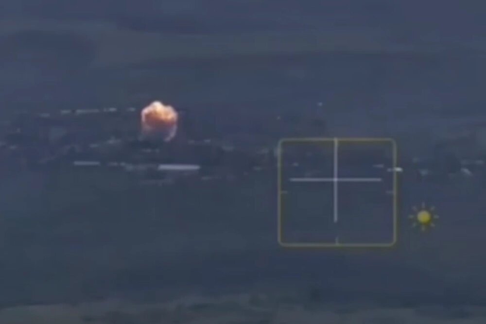    Су-34 ВКС РФ нанес удар авиабомбой по подразделениям ВСУ у Купянска, сообщили в МО РФ. Фото: Министерство обороны РФ