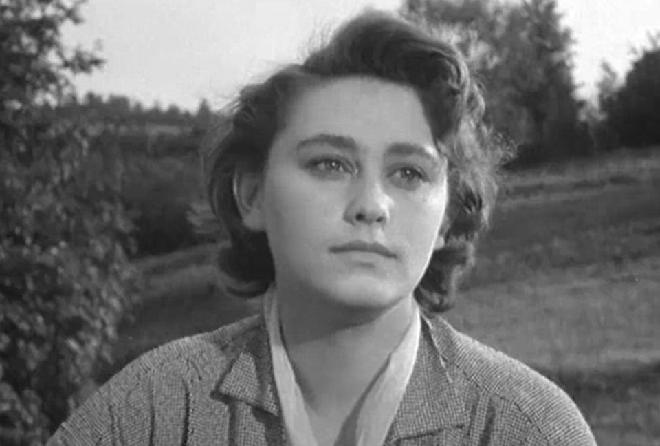    Майя Менглет, кадр из фильма "Дело было в Пенькове" (1957 г)