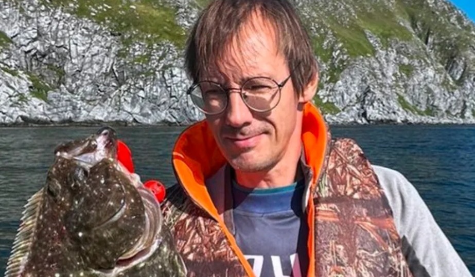 ПАЛТУС, МИНТАЙ РАЗМЕРОМ С НОГУ И ЕРШИ КАК ЛАПТИ 47 РАЗМЕРА.