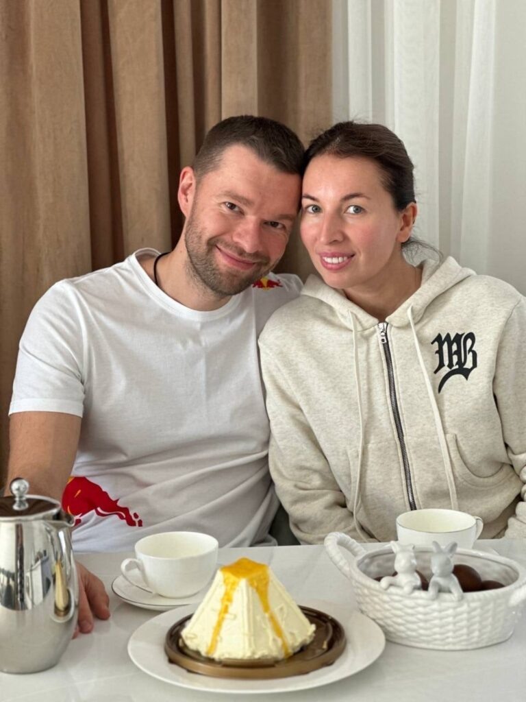 Алексей и Яна Вихаревы