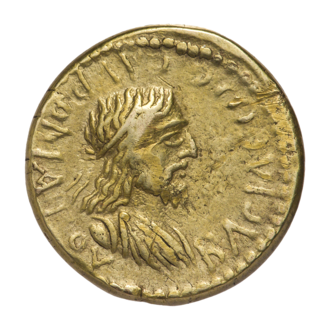 Монета Боспорского царства — статер Савромата II. Ок. 209 г. Аверс: надпись ВАСIΛEωC CAVPOMATOY, бюст царя Савромата II вправо, точечный ободок