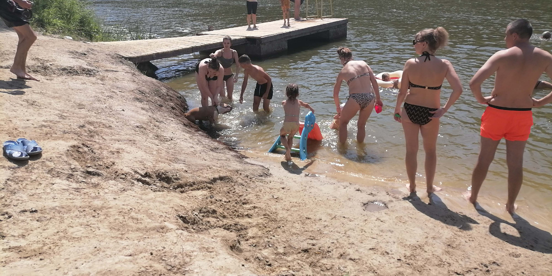 Устали от толп на пляже? Откройте секрет уединенного отдыха на реке. Сплав на байдарках по Хопру!