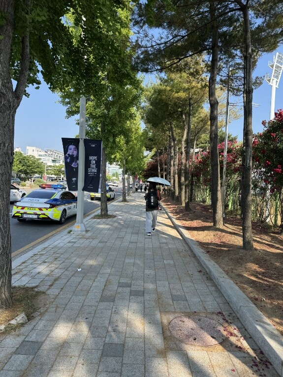 Летний день в пригороде Сеула рядом со стадионом Гоянг