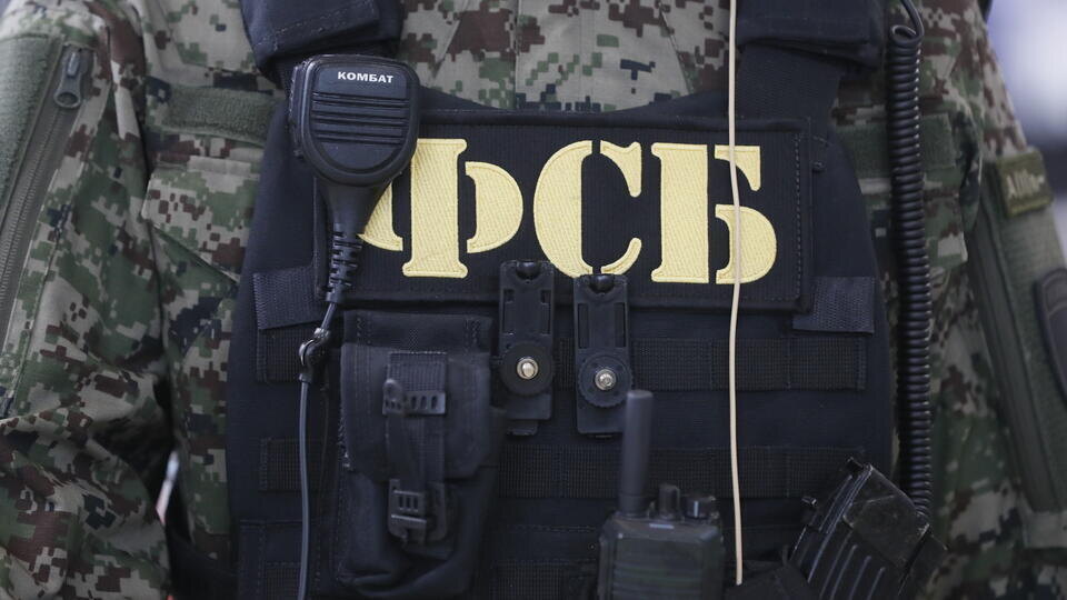     Трех подростков задержали за подготовку теракта в Удмуртии ИЗВЕСТИЯ/Алексей Майшев