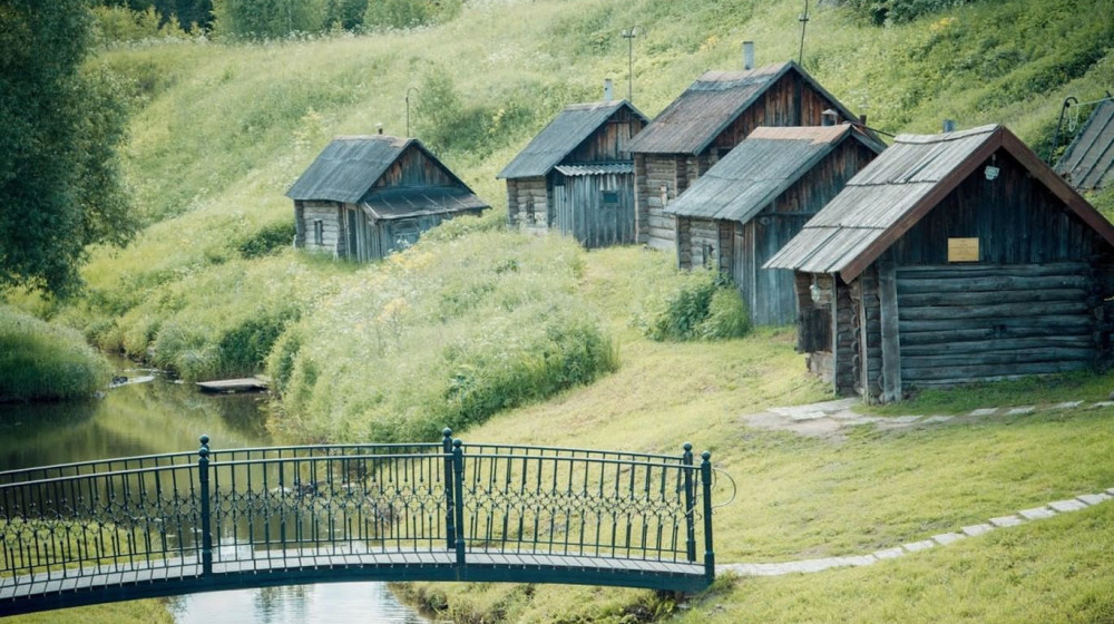    Что будет, если вложить миллиард в умирающее село? Самая красивая деревня России!