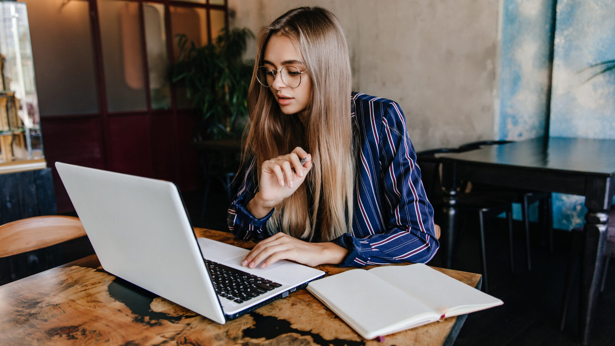    Чем оперативнее реагируете на письма, тем больше людей хотят с вами сотрудничать. Фото: freepik