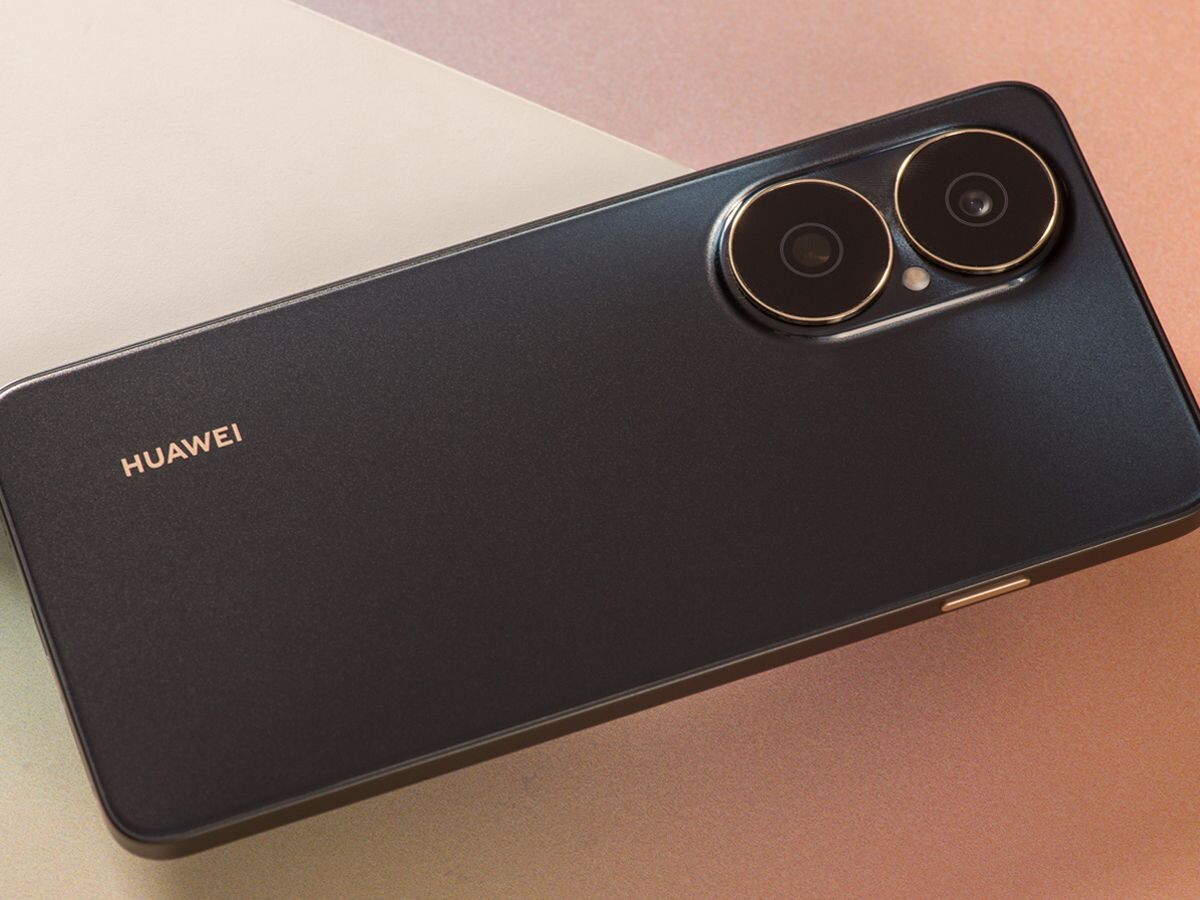    Обзор HUAWEI nova Y73: автономность на первом месте