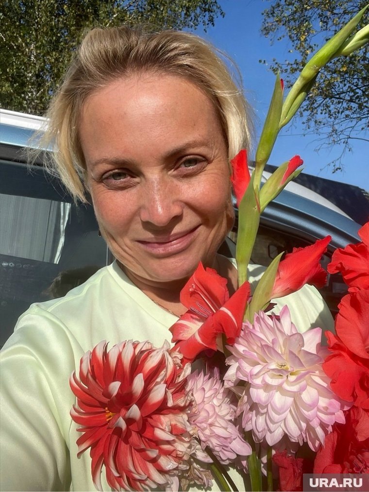     Светлана увозит с дачи не только урожай, но и свои любимые цветы Из личного архива Светланы Пермяковой