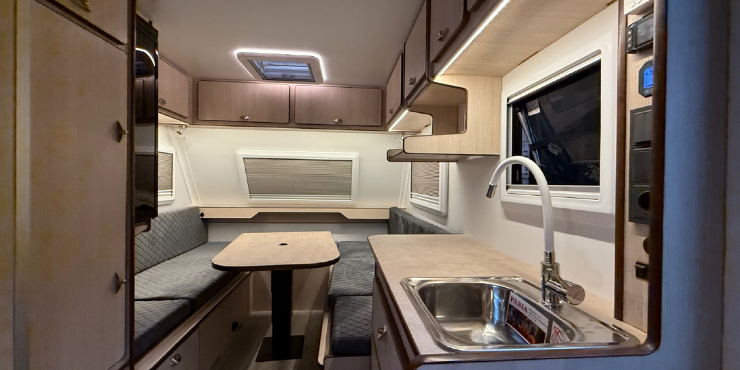 Дом на колесах Family Campers со всеми удобствами для семьи