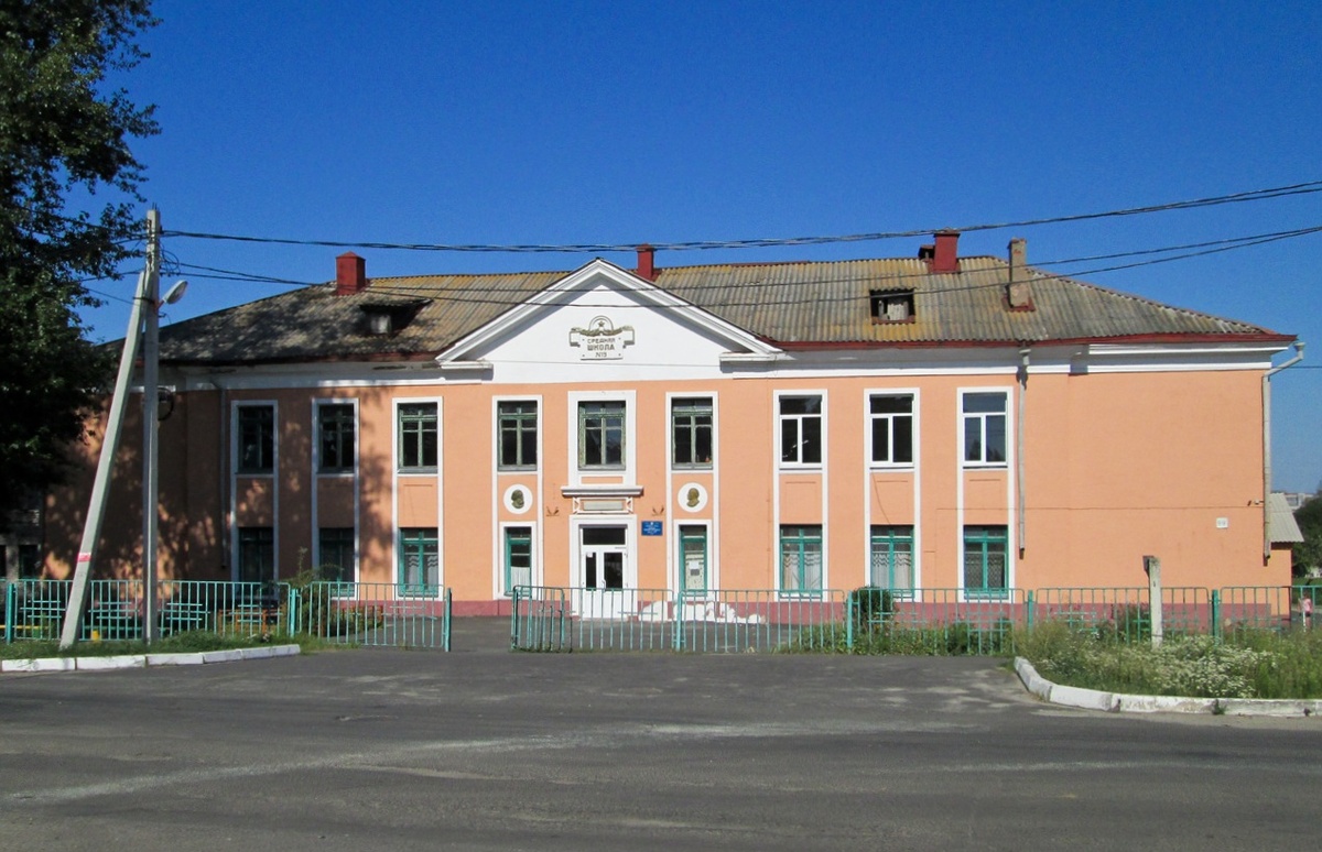 Школа проекта 256 в Курске. Фото - https://domophoto.ru/photo/71