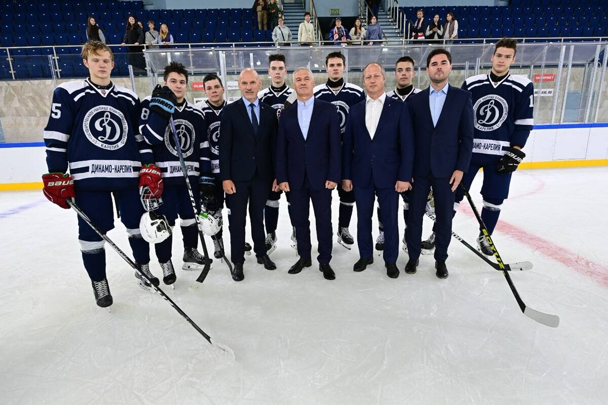    Новые игроки "Динамо-Карелия" из Республики Беларусь. Фото: "Республика"/ Сергей Юдин