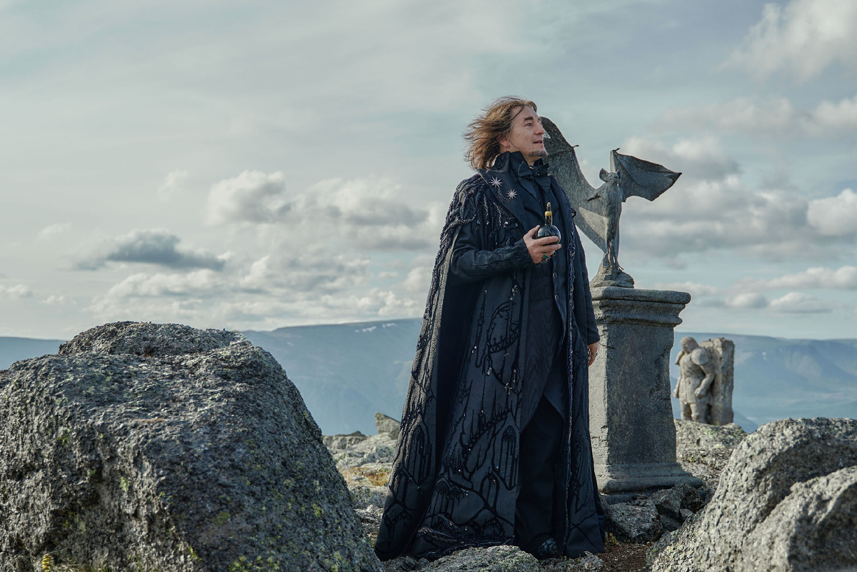 Сергей Безруков в сказке «Чудо-Юдо» играет Черногора. Фото: телеканал «Россия»