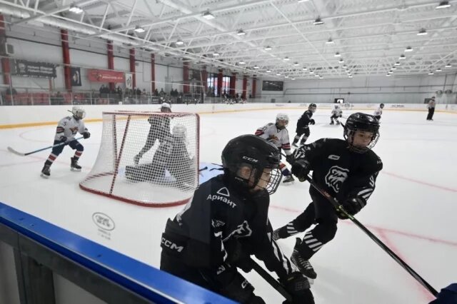    Что за матч провел хоккеист Павел Дацюк в Екатеринбурге?