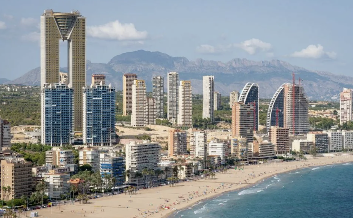 Бенидорм Испания: путеводитель по пляжам и развлечениям