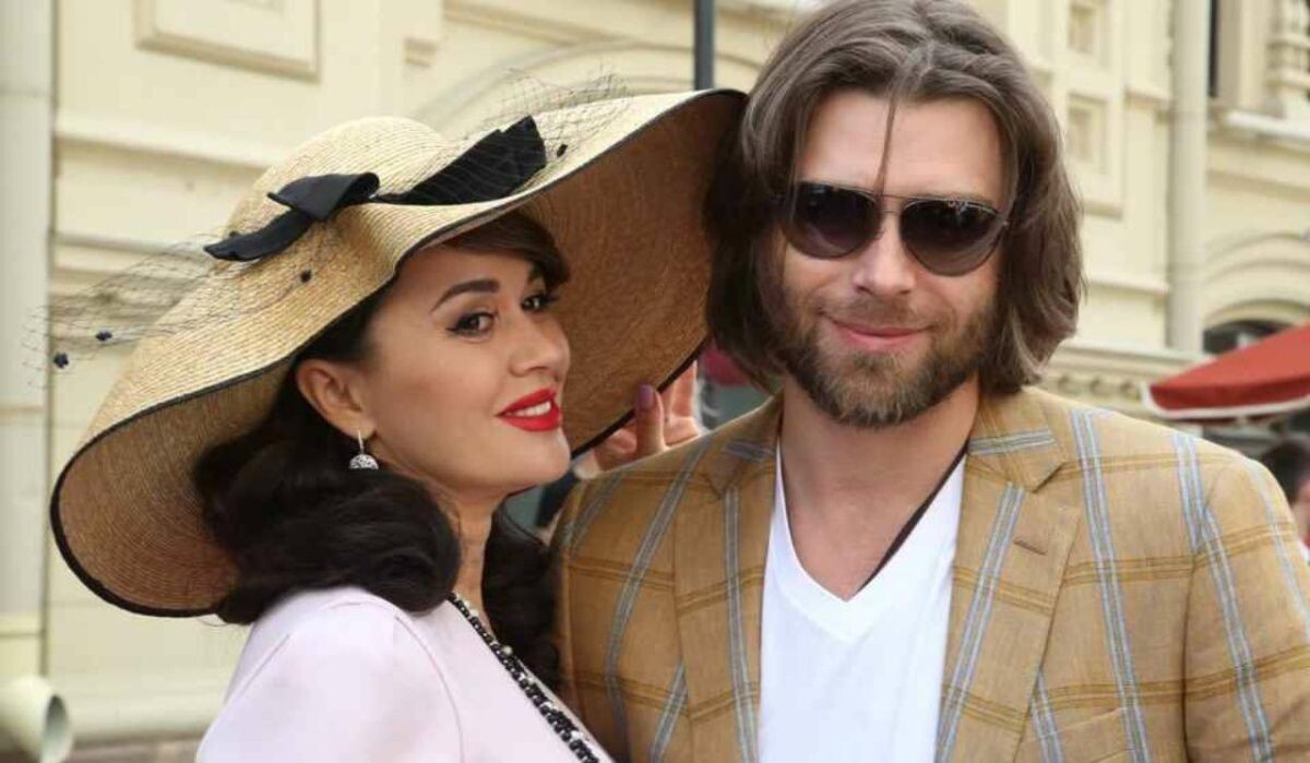     Анастасия Заворотнюк и Петр Чернышев. Источник: kp.ru Автор фото: Борис Кудрявов