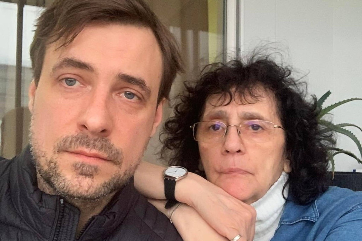     Умерла после тяжелой болезни певица и актриса Манана Менабде, на операцию которой собирал деньги Евгений Цыганов