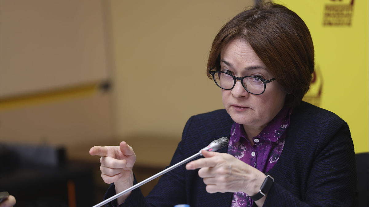 Почему стоит держать деньги в бумажнике: безопасность или иллюзия комфорта