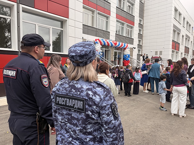 280 тысяч участников тверских школьных линеек были в безопасности