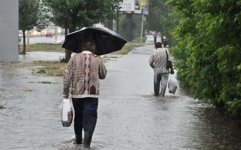    Жителей Удмуртии предупредили о ливнях, граде и ветре до 20 м/с