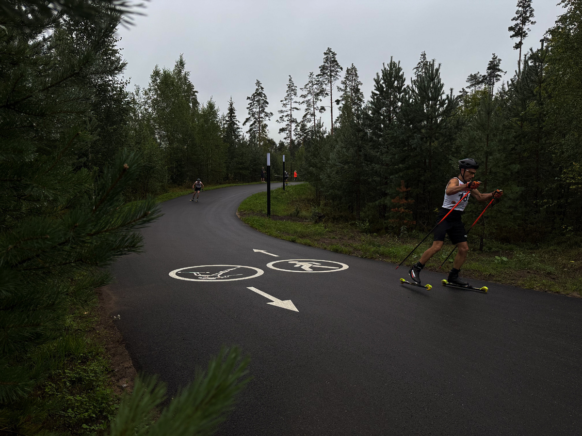 Лыжероллеры на трассе