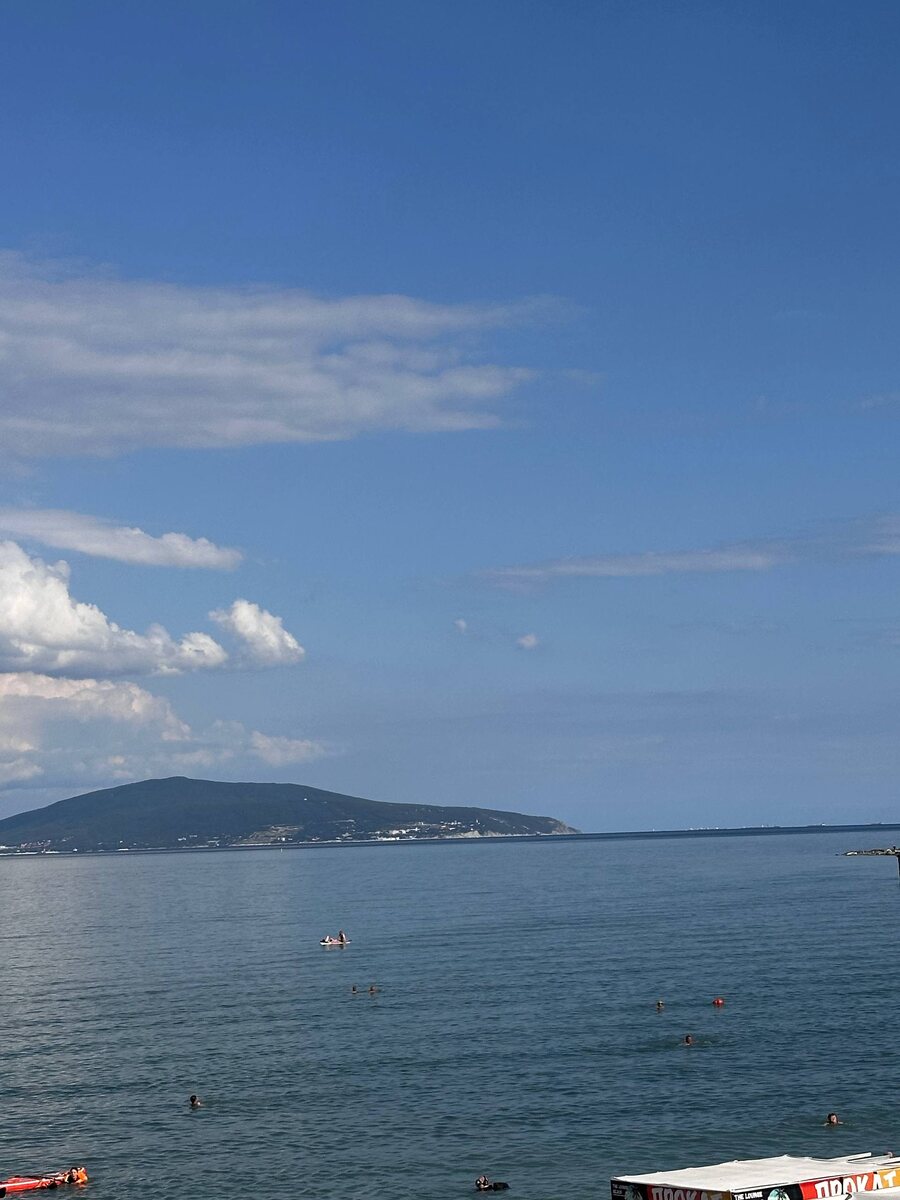 Можно оценить отсутствие людей в воде!