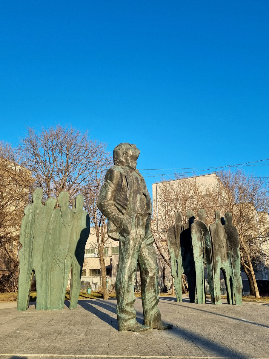 Памятник Иосифу Бродскому. Фото автора статьи.