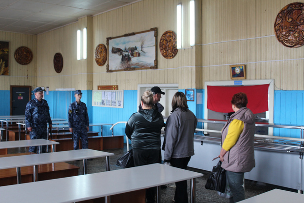    В кировской колонии устроили «день открытых дверей» для родственников осужденных