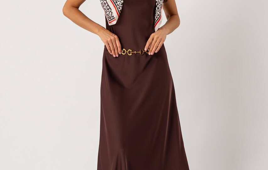 Платья-комбинации из полиэстера: как носить этой осенью