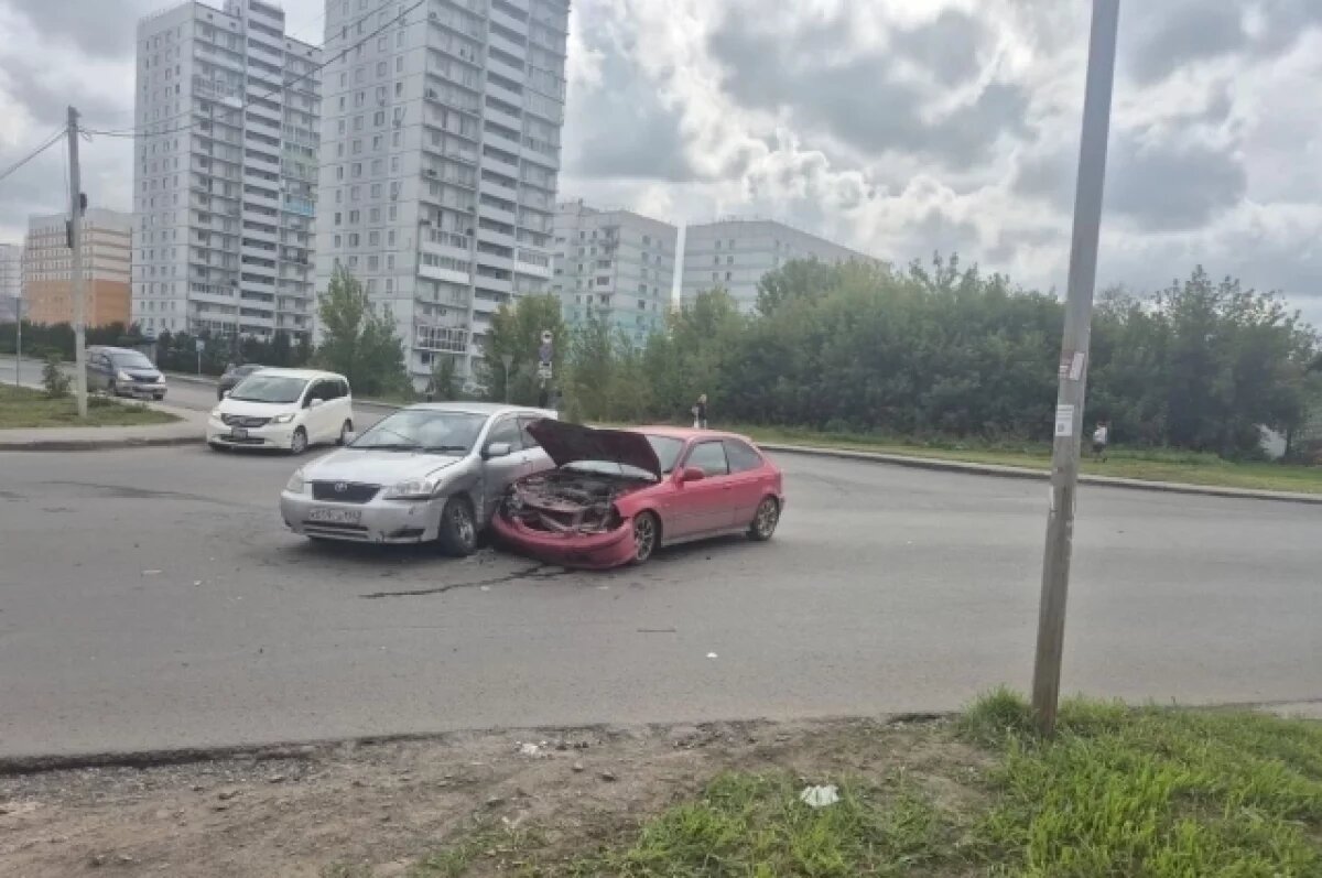    Женщина и ребёнок пострадали в ДТП с иномарками в Новосибирске
