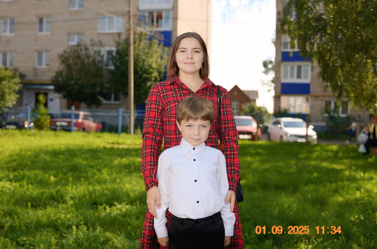 Редко себе нравлюсь на фотографиях 🙂может поэтому и редко фотографируюсь