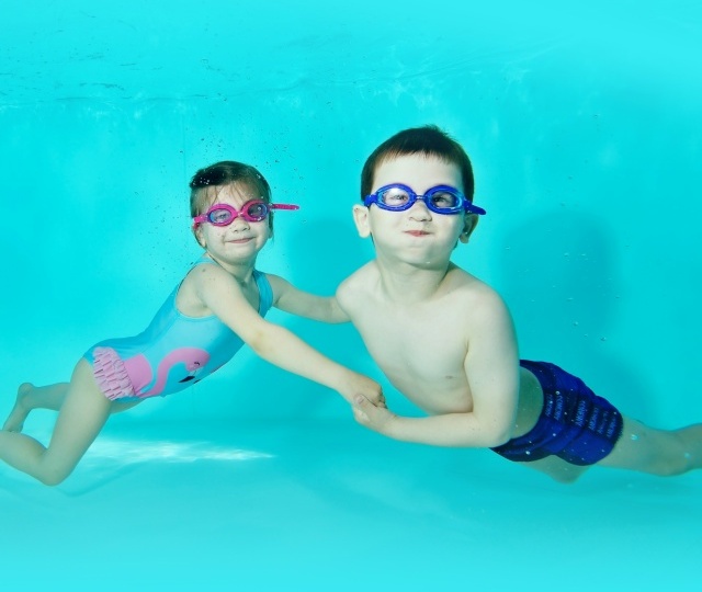 12 причин выбрать секцию плавания для своего ребенка